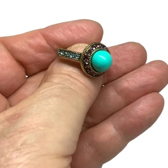 Heidi Daus faux Turquoise Swarovski crystal ring - Picture 3 of 5